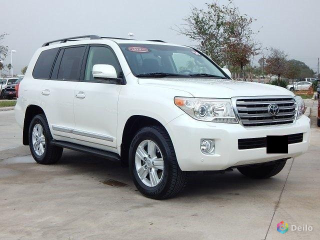 Toyota land cruiser 2014. Тойота ленд Крузер 2014. Тойота Лэнд Крузер 205 2012 белый. Toyota Land Cruiser 200 белая в городе. Ленд Крузер 200 2014 года бензин.