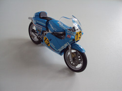 Мотоцикл SUZUKI RG 500 World Champion 1982   - фото 5