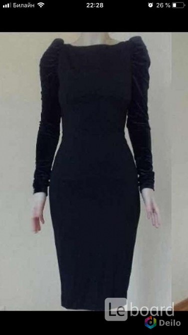Платье футляр новое м 46 чёрное миди по фигуре ткань плотная