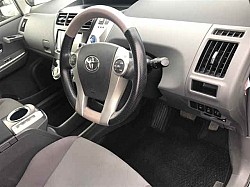 Минивэн гибрид Toyota Prius Alpha кузов ZVW41W модификация S - фото 4