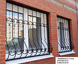 Решетки (сварные, кованые) на окна, балконы, двери