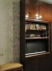 Шкаф книжный с антресолью и нишей для телевизора - фото 3