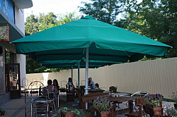 Большие зонты для кафе, ресторанов - фото 9