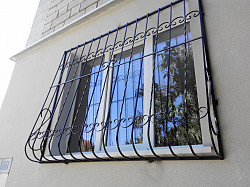 Решетки (сварные, кованые) на окна, балконы, двери - фото 7