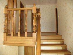 Лестницы деревянные из ясеня и дуба изготовление на заказ - фото 8