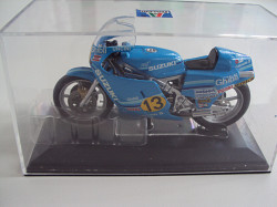 Мотоцикл SUZUKI RG 500 World Champion 1982   - фото 3