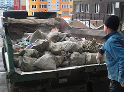 Вывоз мусора с грузчиками - фото 4