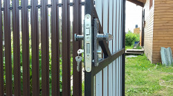 Забор из металлоштакетника - фото 6