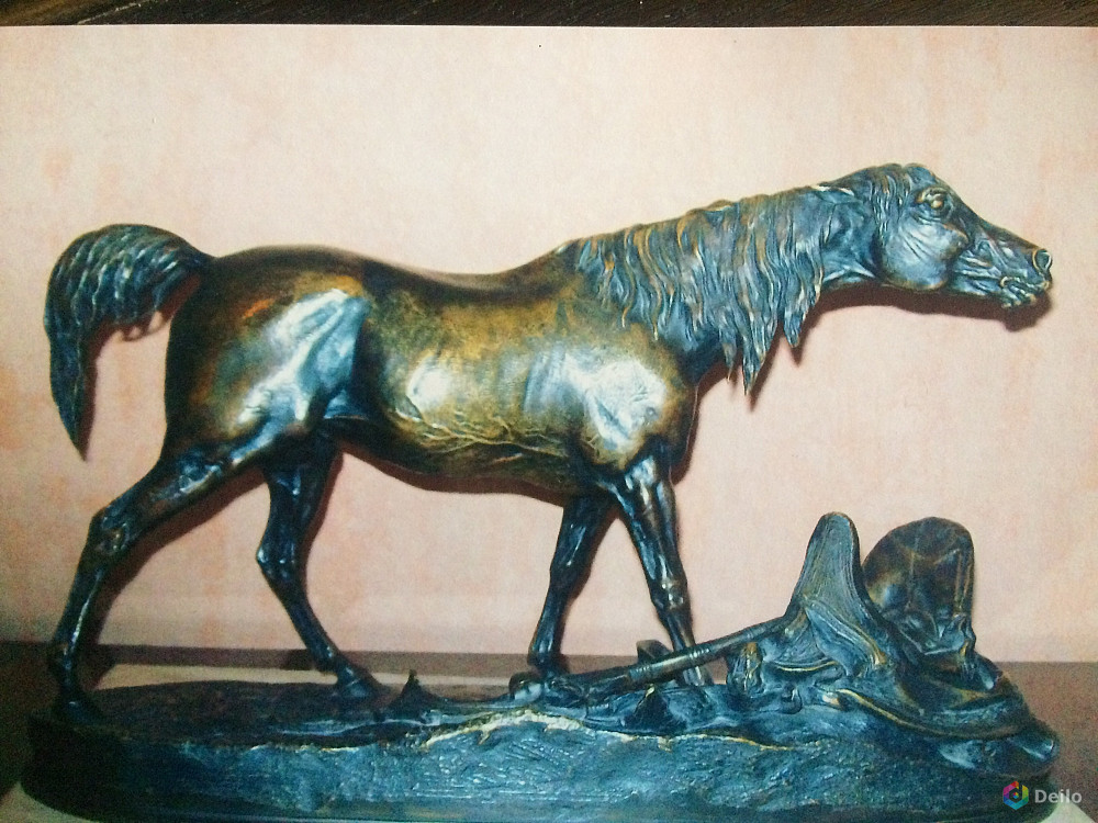 Продаётся скульптура коня