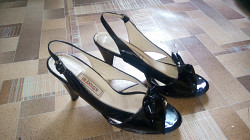 Женские туфли с каблуком модные - фото 1