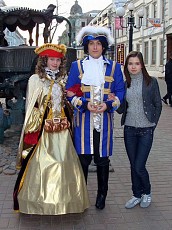 Шикарные костюмы Петра I и Екатерины II на прокат в аренду - фото 3
