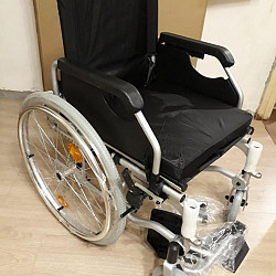 Кресло-коляска инвалидная KY 954 LGC новая в упаковке