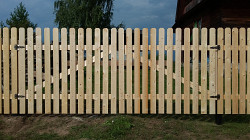 Деревянный забор - фото 4