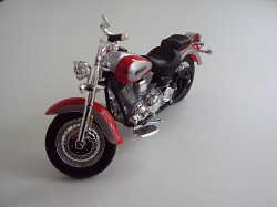 Мотоцикл Maisto YAMAHA 2001 Road Star   - фото 5