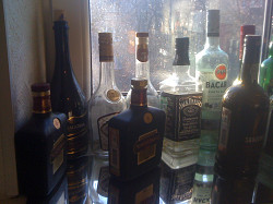 Бутыль стекло 10 литров и коллекция элитных бутылок-виноделу - фото 9