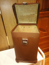 Винтажный Термос в чемодане с замком - фото 3