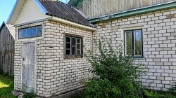 Кирпичный дом с хоз-вом и баней рядом с речкой - фото 3