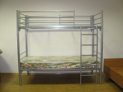 Металлические кровати для гостиниц и хостелов оптом - фото 8